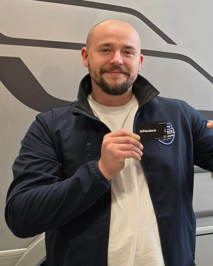 Julian Reutel – KFZ-Servicetechniker bei CANFORCE Alarmsysteme
